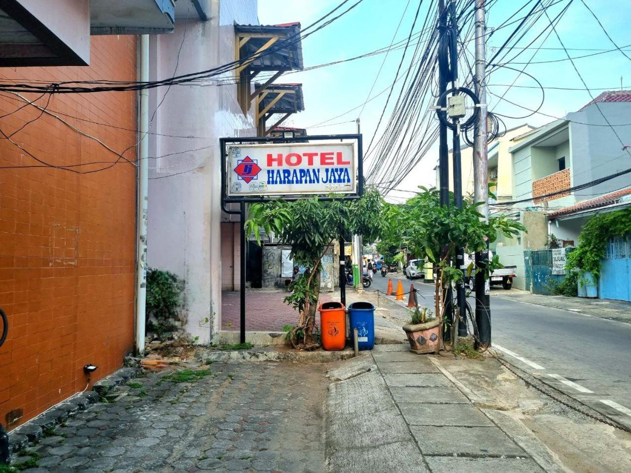 Hotel Harapan Jaya Jakarta Exterior foto